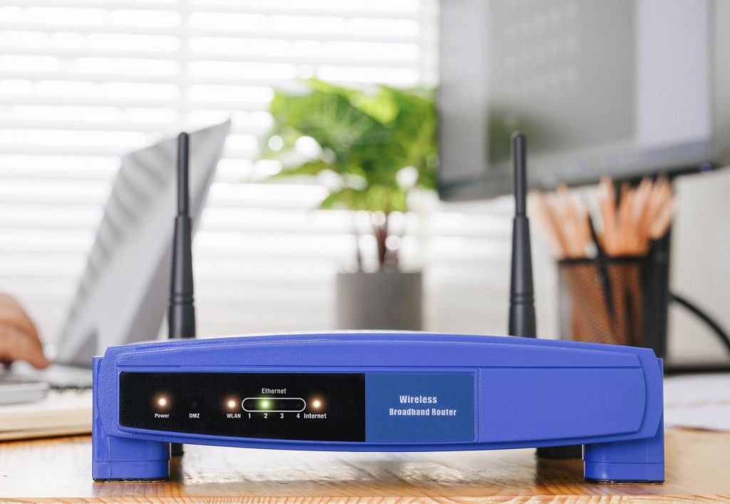 How To Connect Two Routers Wirelessly To Extend Range